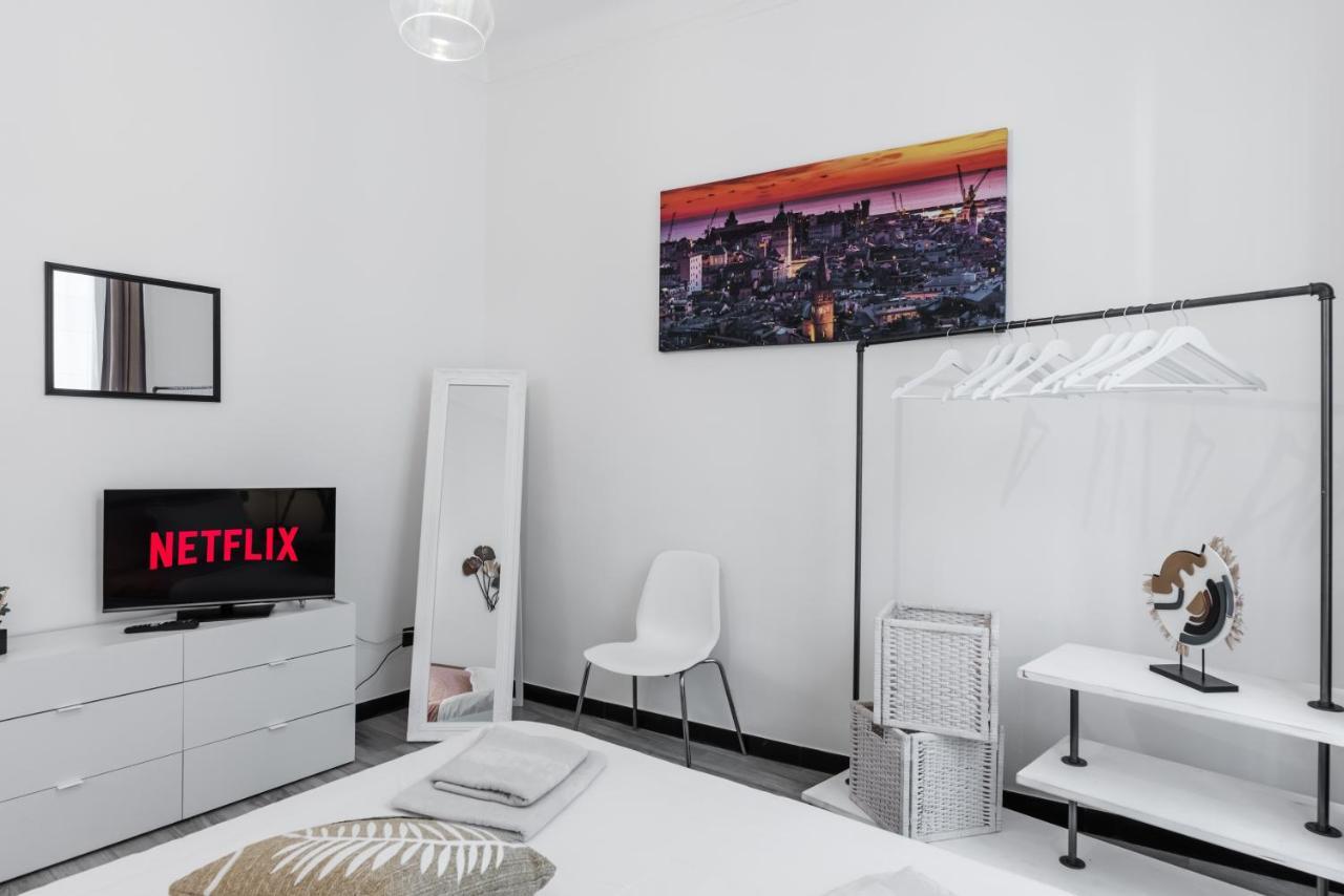 Acquario 5' Free Wifi & Netflix "Prione" By Tilo Apartment'S Genua Zewnętrze zdjęcie